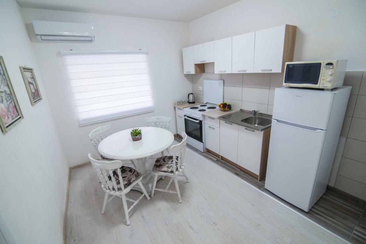 Love Apartments Мостар Екстер'єр фото