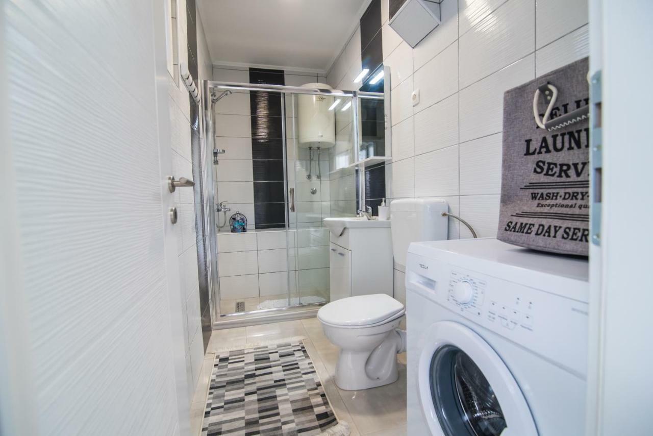 Love Apartments Мостар Номер фото