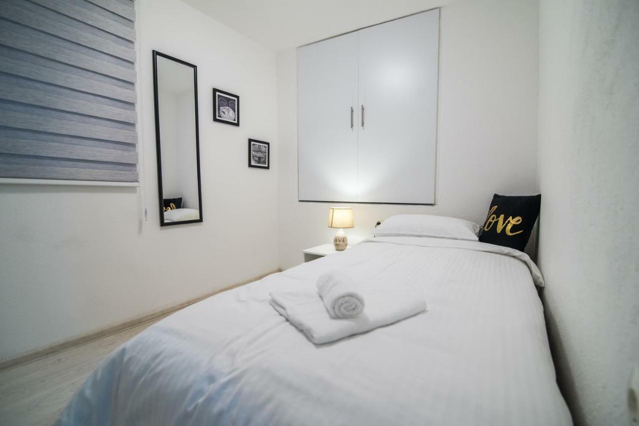 Love Apartments Мостар Номер фото
