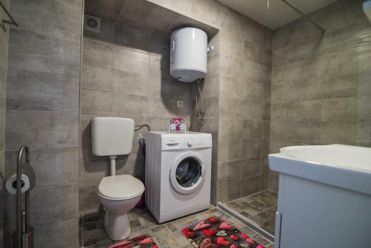 Love Apartments Мостар Номер фото